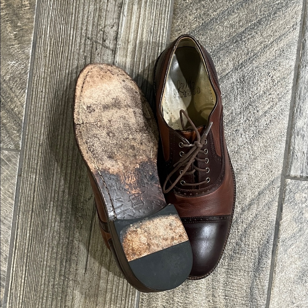 J&M 1850 Men's Brown Leather two toned Dress Shoes - Picture 5 of 5